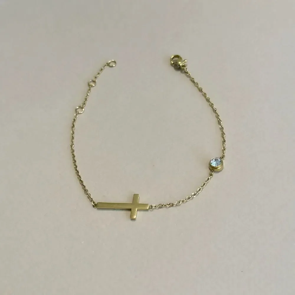 Cross bracelet M1023